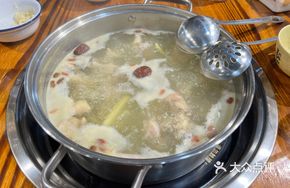 Signature Herbal Medicinal Chicken