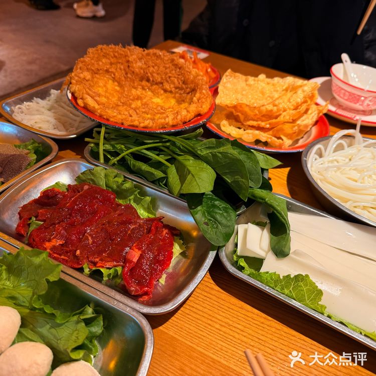 今天的美食探店之旅，螺蛳粉