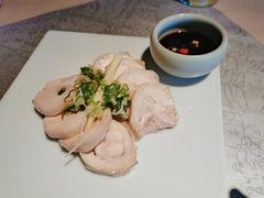 -穹六人间 people 6(岳阳路店)