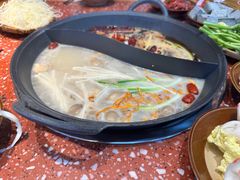 -赵美丽·重庆社区火锅·直营店(火车东站·中豪国际店)