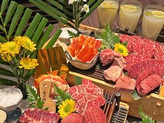 -铭牛烧肉·和牛海鲜自助(高新月牙湖店)