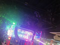 -路边边.炒菜烧烤.音乐餐厅(良乡长虹店)