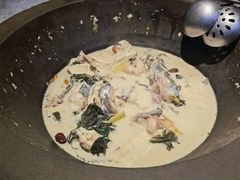 鱼汤-鲜潭蒸汽石锅鱼(五道口购物中心店)