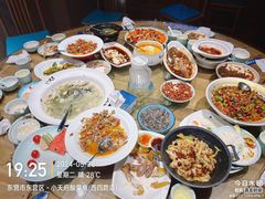 -严记小天府酸菜鱼(西四路店)