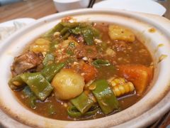 东北一锅出-上关雪東北菜(中房金谊店)