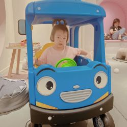 -MINI MARS KIDS CLUB亲子家庭中心(长宁天山店)