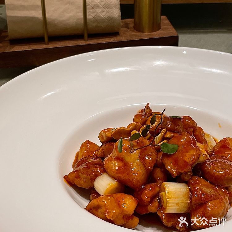 海天mall 梧桐餐厅的黑松露烤鸭只要198