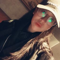 -时尚殿堂明星门店
