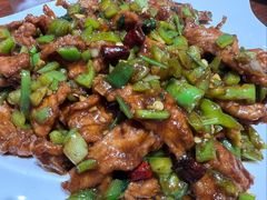 怪味牛柳-恩宏德餐馆(平山道店)