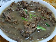 笋干炖排骨-温州一家人美食(西木头市店)