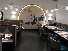 卡座-周渝食惦·酸菜鱼精致川菜(横岗店)