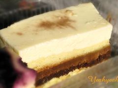 5555带回家被压坏了-榖屋house of flour(张江首店)