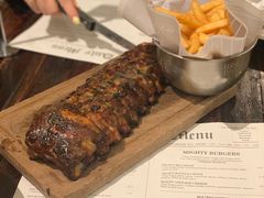-Ribs & Burgers The Rocks