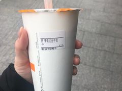 青稞红豆牛奶-CoCo都可(十全东店)