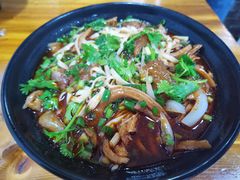 -牛师傅牛肉面(尚隆路店)