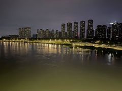 -南京眼步行桥