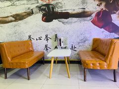 -拳义格斗搏击散打泰拳拳击俱乐部(裕华店)