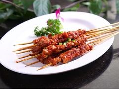 -叁宝烤肉• 西安烧烤 领跑品牌(枫林绿洲店)