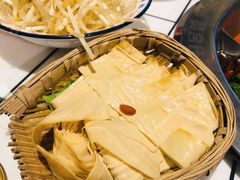 油豆皮-喜悦小串丹东小黄牛海鲜烧烤大排档(民主广场店)