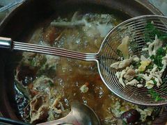 -东记炭炉·海鲜鸡煲(龙华店)
