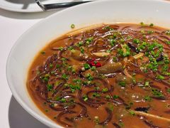 沙蒜烧豆面-新荣记(BFC外滩金融中心店)