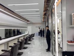 -朗峰专业美发沙龙