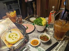 -禄婶鸡煲·打边炉