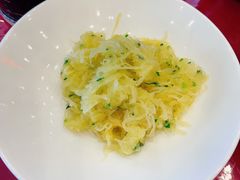 -侬佳蒸菜馆(听潮店)