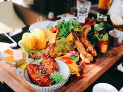 皇家海陆空大拼盘-Lets burger非常汉堡·环球风味(蓝色港湾店)