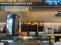 -星巴克臻选(上海合生汇1F店)