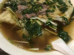 -清真·白家牛肉罩火烧老店(育才街店)