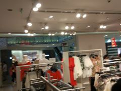 -H&M(鹏欣水游城店)