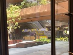 -Dough&Joe团憩(瑞虹天地月亮湾店)