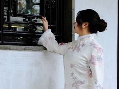 -暮晚尘香汉服旗袍