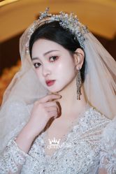 点击看大图 -艾拉·女王婚纱礼服馆