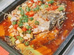 -云晓光头烧烤吧(德平路店)