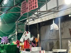 -超越海鲜屋(飞龙物业店)