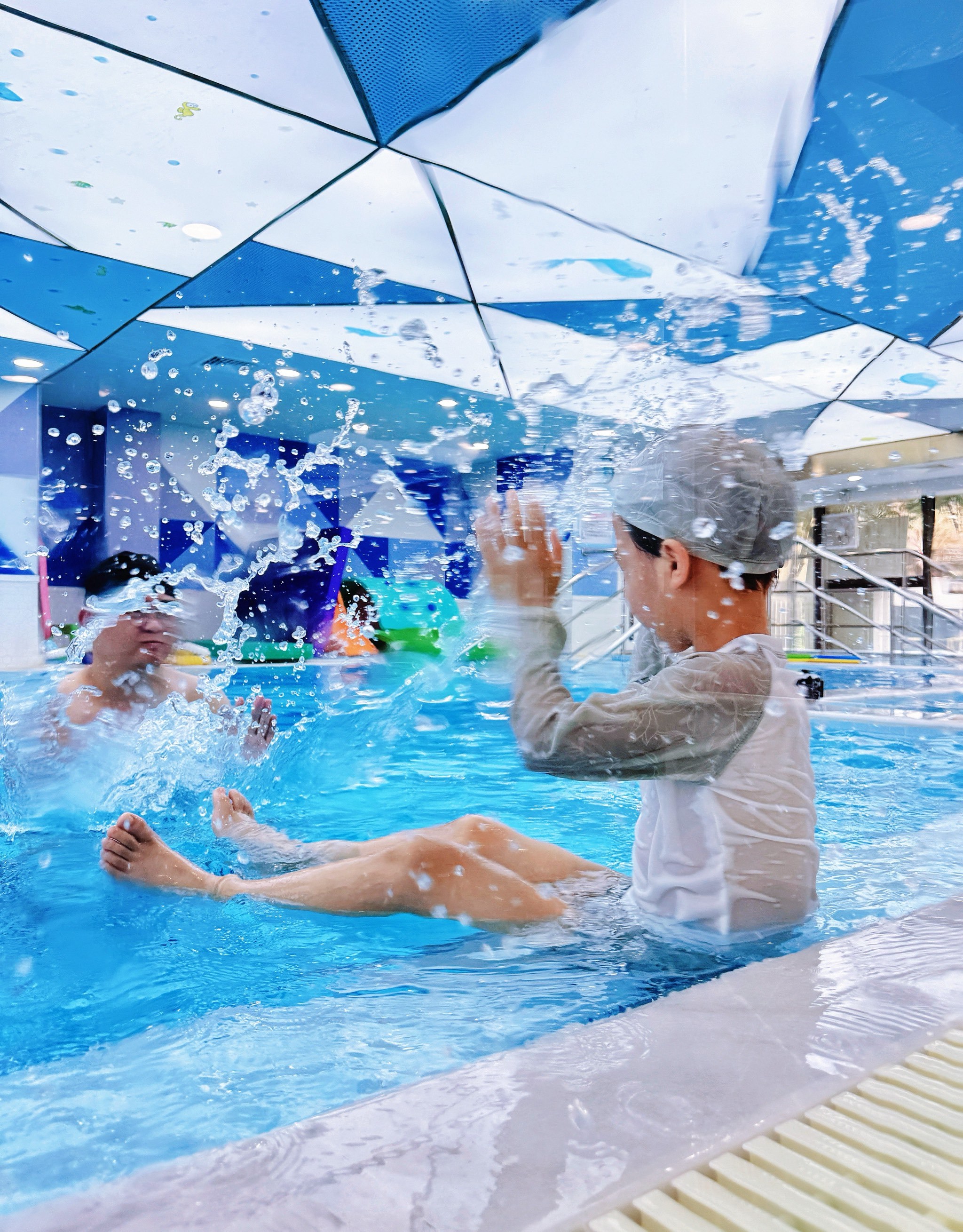 龙格亲子游泳