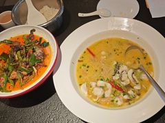 -万重锦·人文川菜馆(骡马市店)