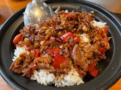 -鸽舞笙平金牌烧鸽子·融合菜(鲁谷店)