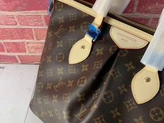 -路易·威登(香榭丽舍大道店)