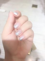-逸日式美甲美睫工作室