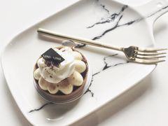 -UNI UNI(环亚凯瑟琳店)