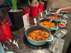 -广州万富希尔顿酒店·感趣自助餐厅·金秋蟹宴生蚝海鲜刺身