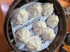 -莱莱小笼·乔艾