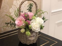 -中信银行(上海中信泰富广场支行)