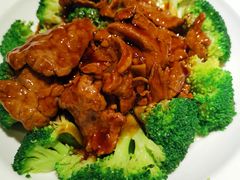 西兰花炒牛肉-熠盛粤味·顺德桑拿鸡(永康路店)
