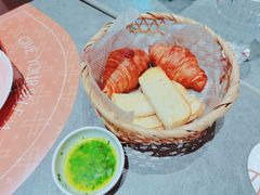 餐前面包-HUATA 'Holiday Plan 花榻