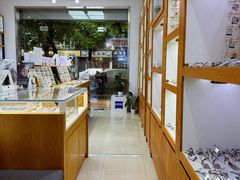 -沪睛眼镜蔡司官方授权店(金桥佳林路店)