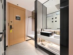 -IU酒店(北京通州环球度假区梨园地铁站店)